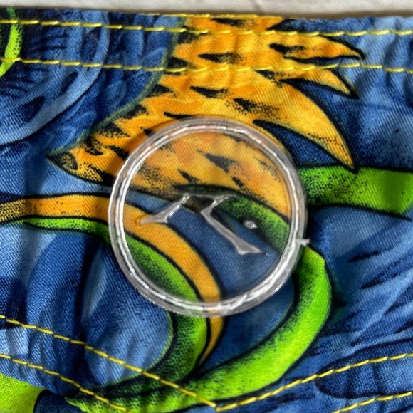 NWT VINTAGE 90'S RUSTY MEN'S AOP DRAGONS HYBRID BOARD SHORTS SIZE 33 - Picture 12 of 16